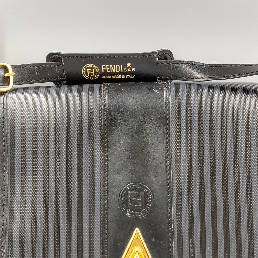 Vintage Fendi Black Shoulder Bag - Picture 5 of 8